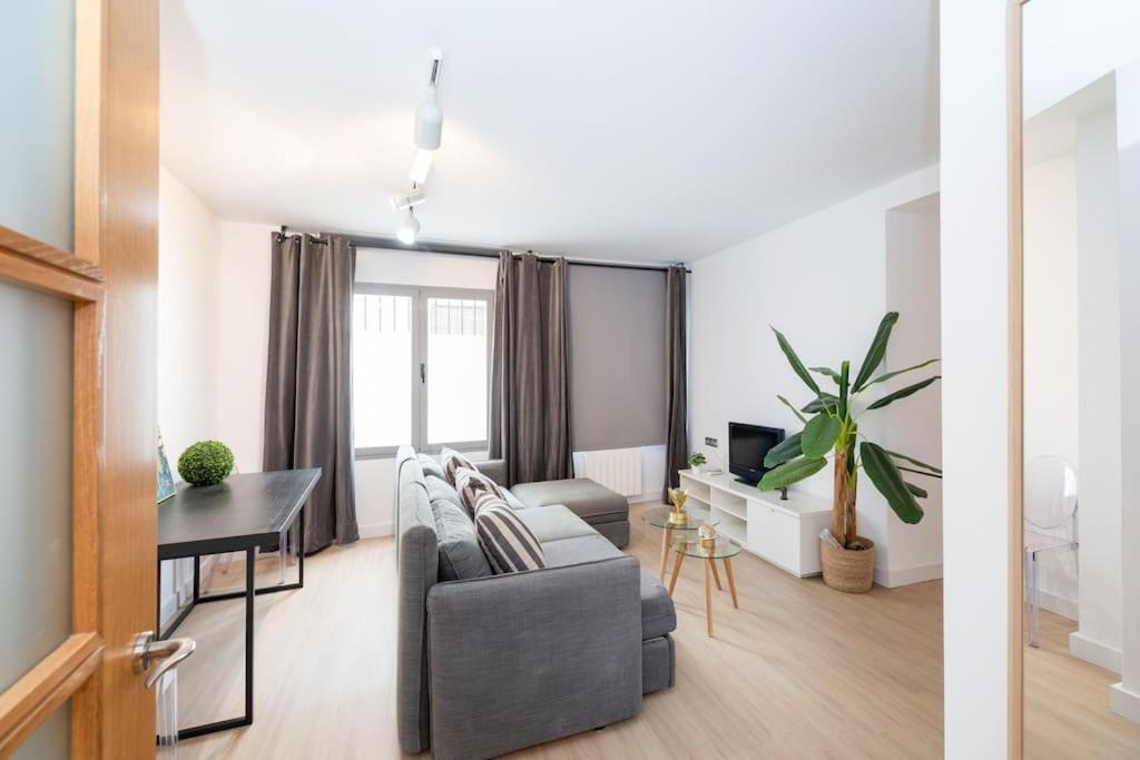 Acogedor Apartamento Pleno Centro De Granada Y Parking Экстерьер фото